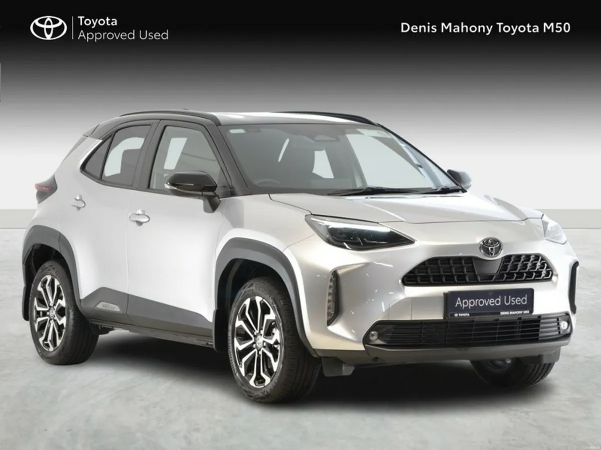Toyota Yaris Cross Luna Sport Hybrid Auto - Image 1
