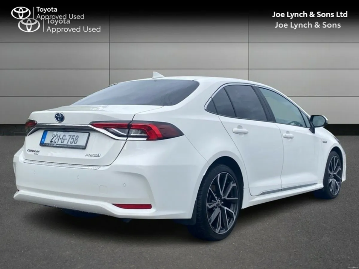 Toyota Corolla COROLLA HYBRID SOL SALOON - Image 2