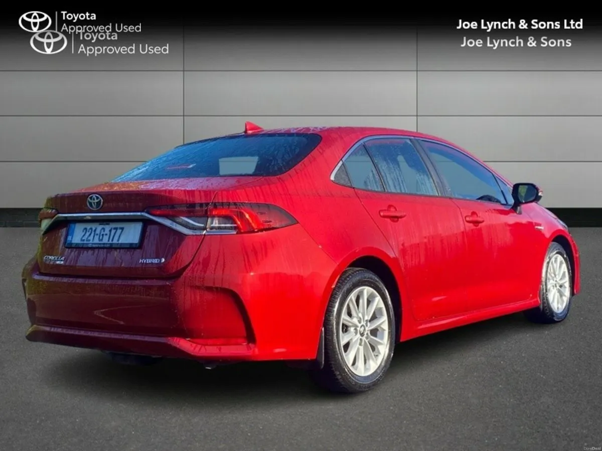 Toyota Corolla COROLLA HYB LUNA SALOON - Image 2