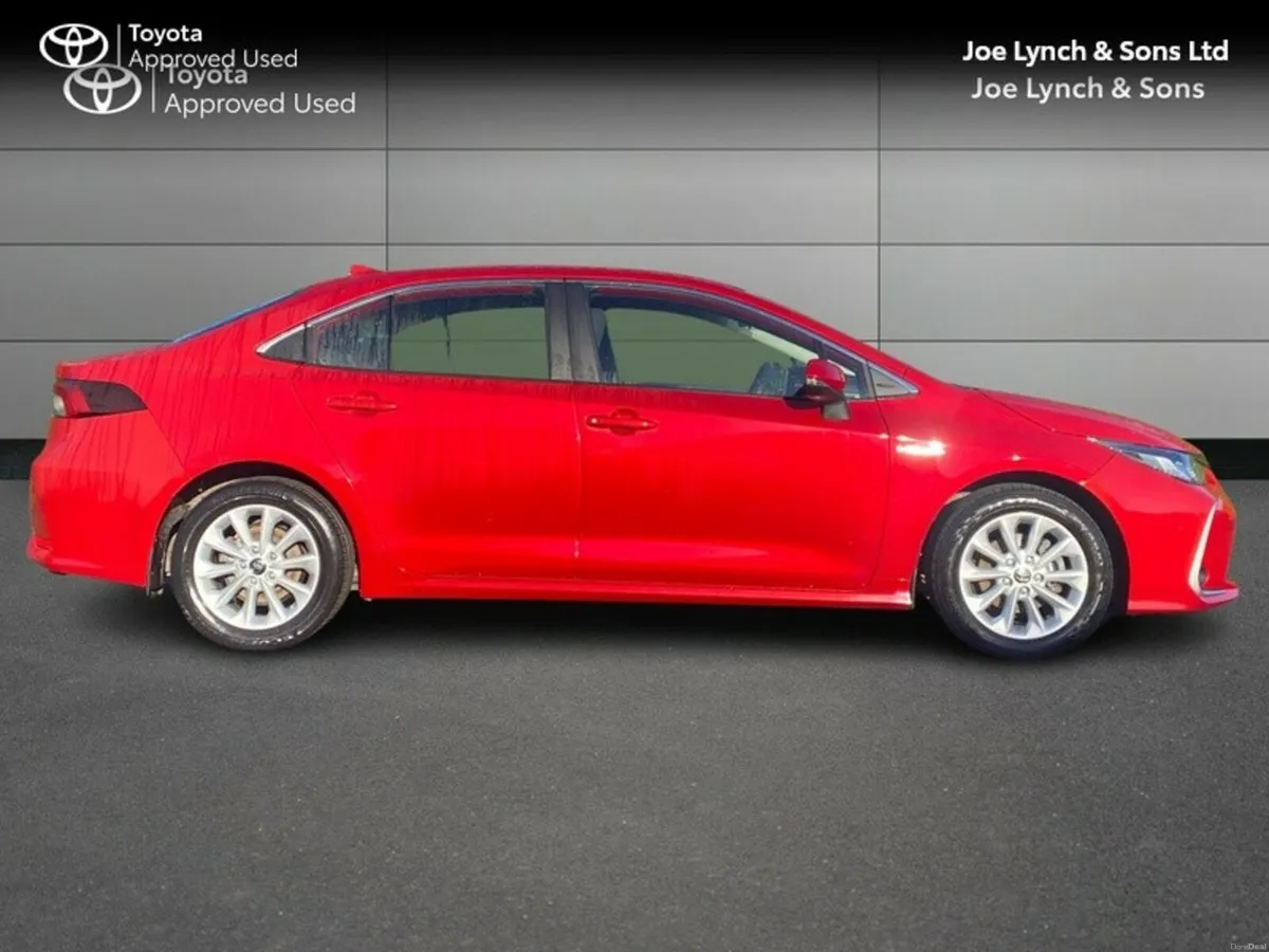 Toyota Corolla COROLLA HYB LUNA SALOON - Image 3
