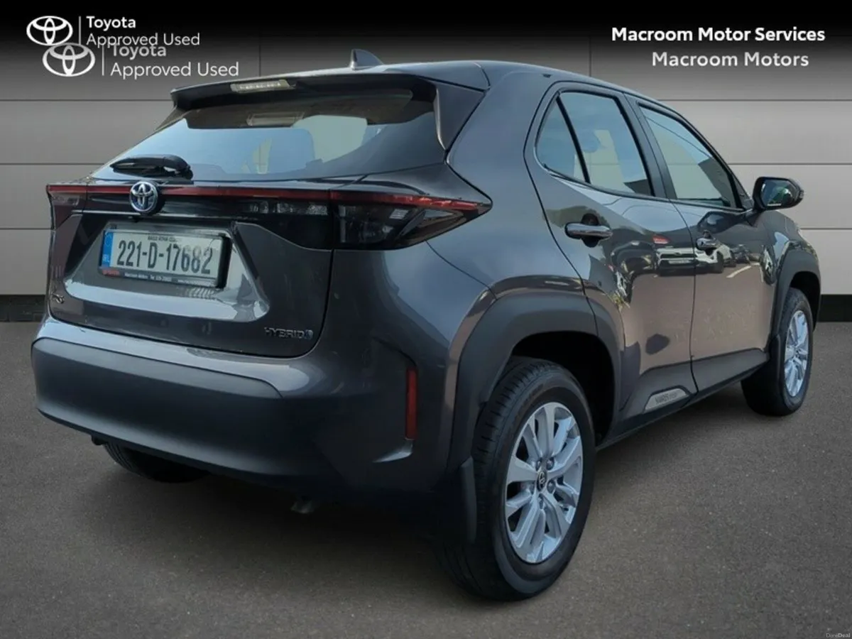 Toyota Yaris Cross FRESH SELECTION OF TRADE-INS YA - Image 2