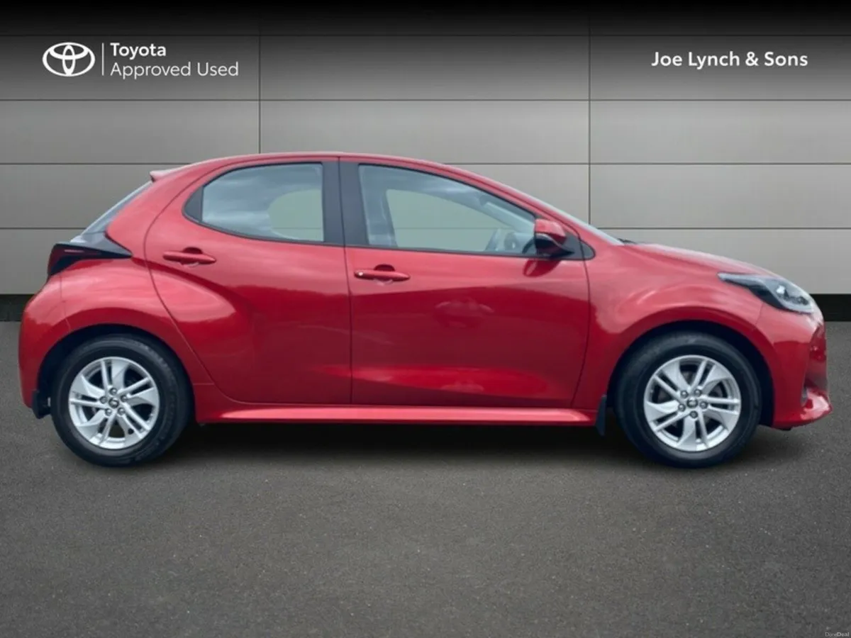 Toyota Yaris YARIS 1.0 LUNA - Image 3