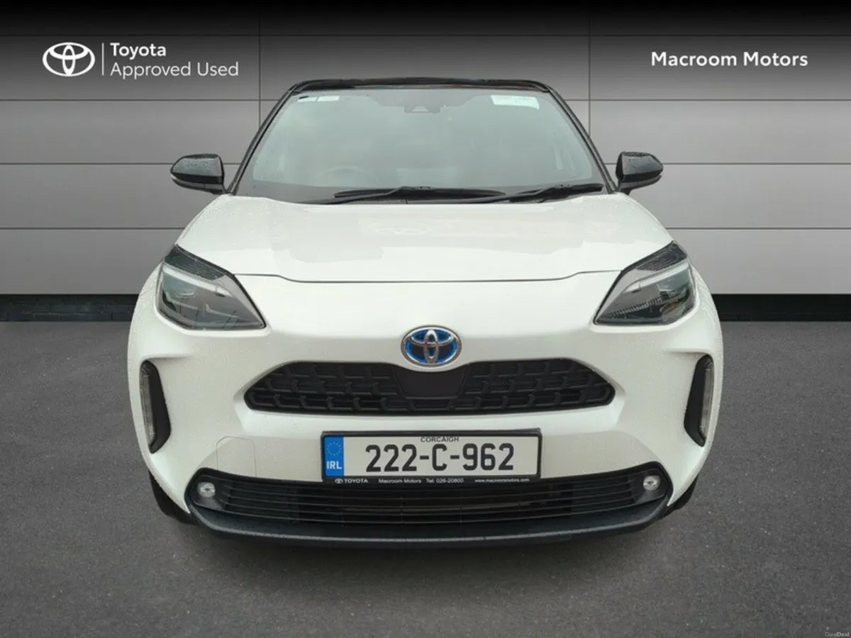 Toyota Yaris Cross USED CAR SALE!! YARIS CROSS LUN - Image 5