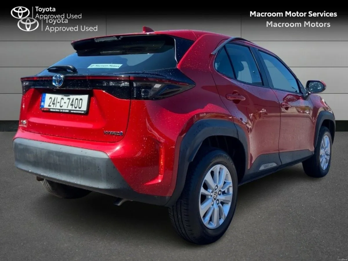 Toyota Yaris Cross FRESH SELECTION OF TRADE-INS YA - Image 2