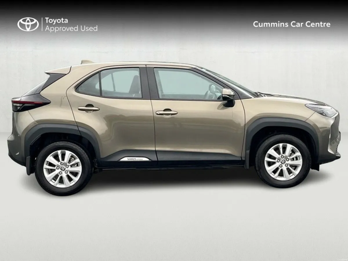 Toyota Yaris Cross YARIS CROSS LUNA - Image 3