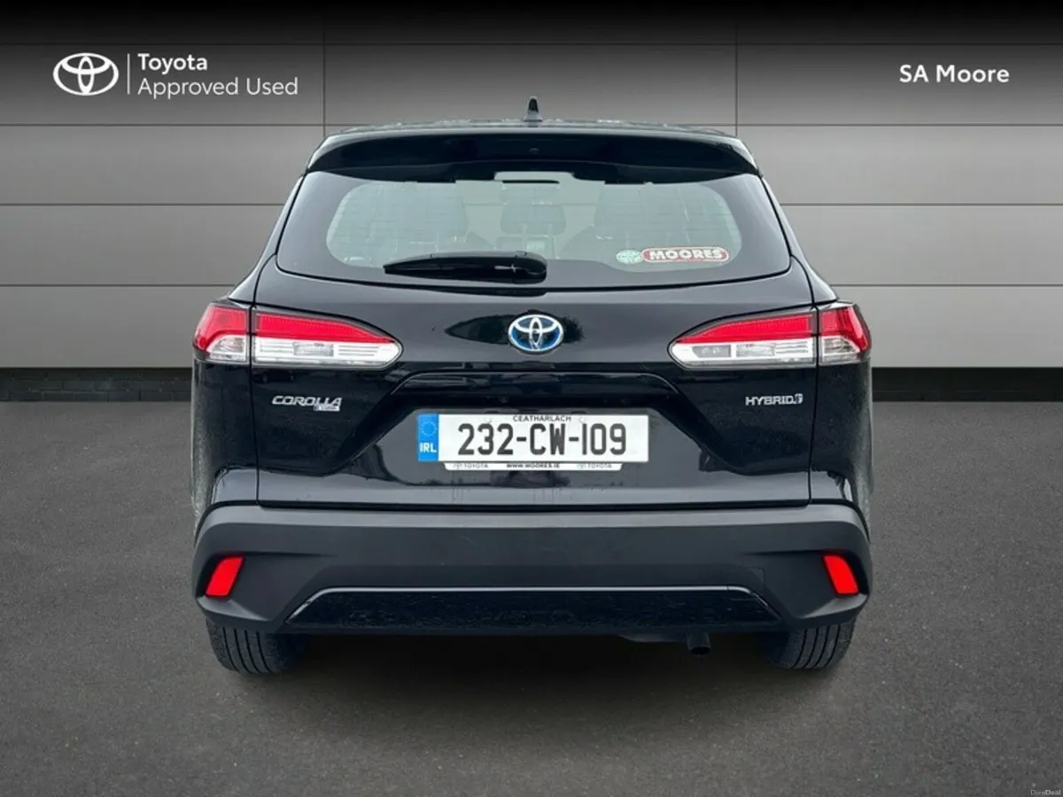 Toyota Corolla Cross HYBRID LUNA - Image 4