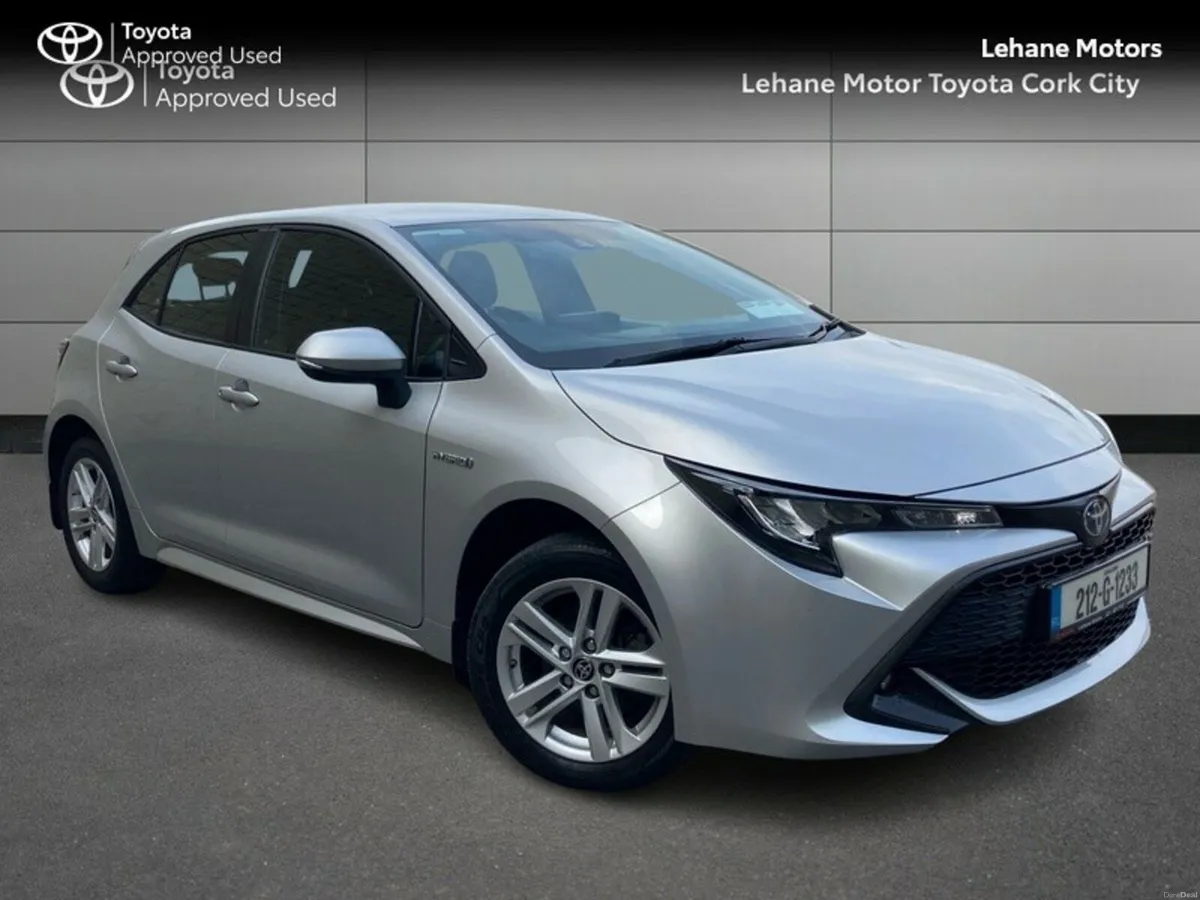 Toyota Corolla HYBRID LUNA H/B 4DR AUTO A - Image 1