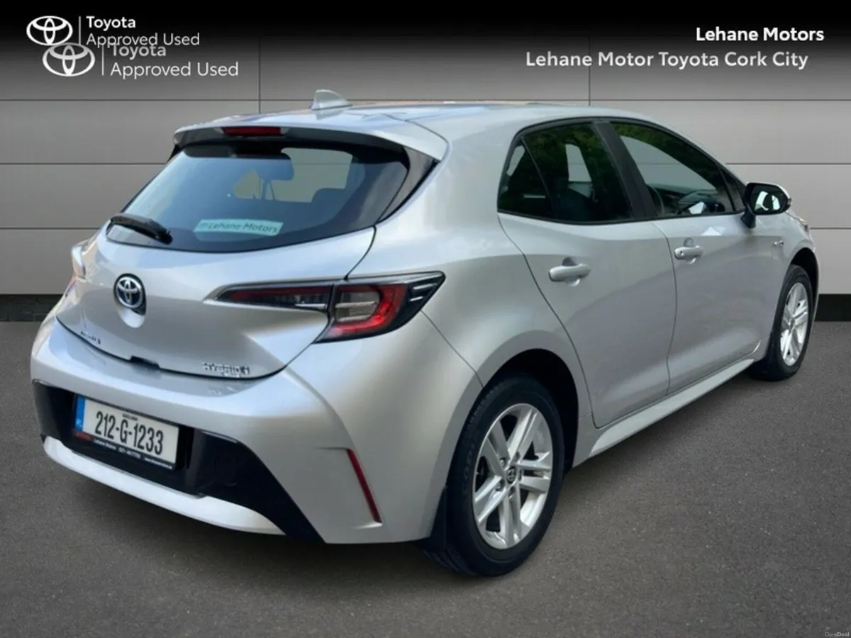 Toyota Corolla HYBRID LUNA H/B 4DR AUTO A - Image 2