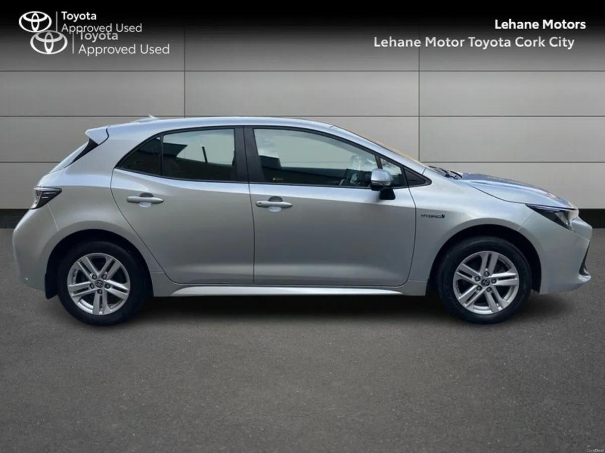Toyota Corolla HYBRID LUNA H/B 4DR AUTO A - Image 3