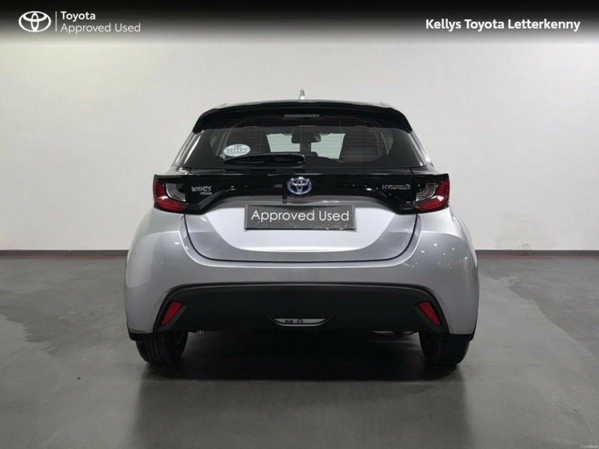 Toyota Yaris YARIS 1.5 HYBRID LUNA #78 - 1 OWNER - - Image 4