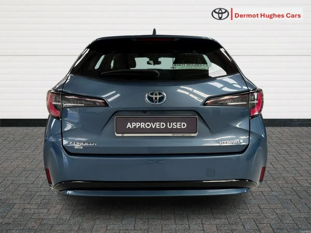 Toyota Corolla HYBRID LUNA TS AUTO - Image 4