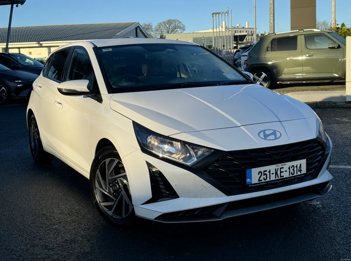 Hyundai i20 Deluxe Plus - 2025 - Image 2