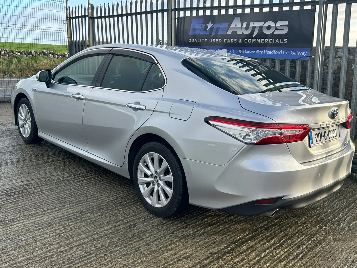 Toyota Camry Self Charging Hybrid 2020 - Image 4