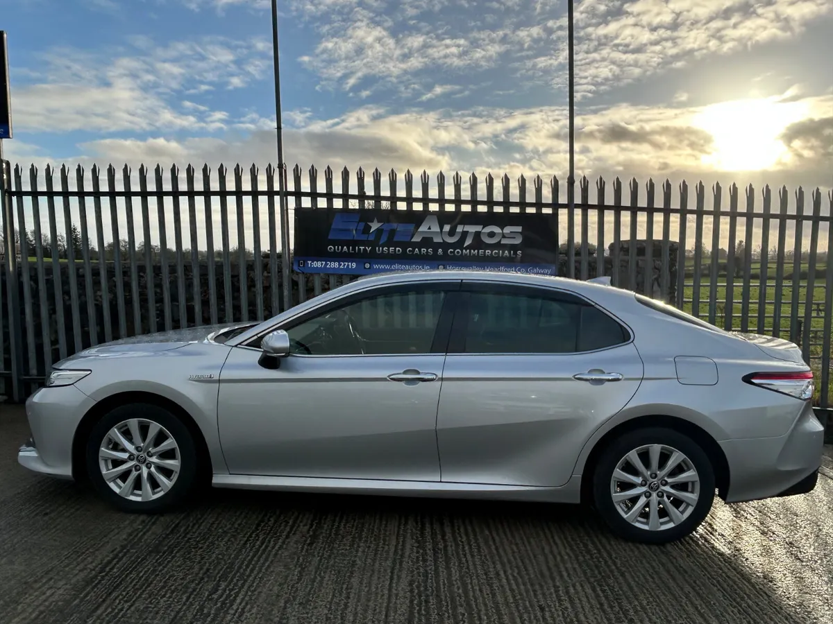 Toyota Camry Self Charging Hybrid 2020 - Image 2