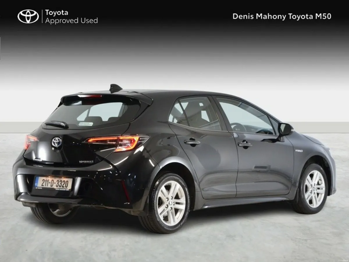 Toyota Corolla Hybrid Luna Hatchback Auto - Image 2