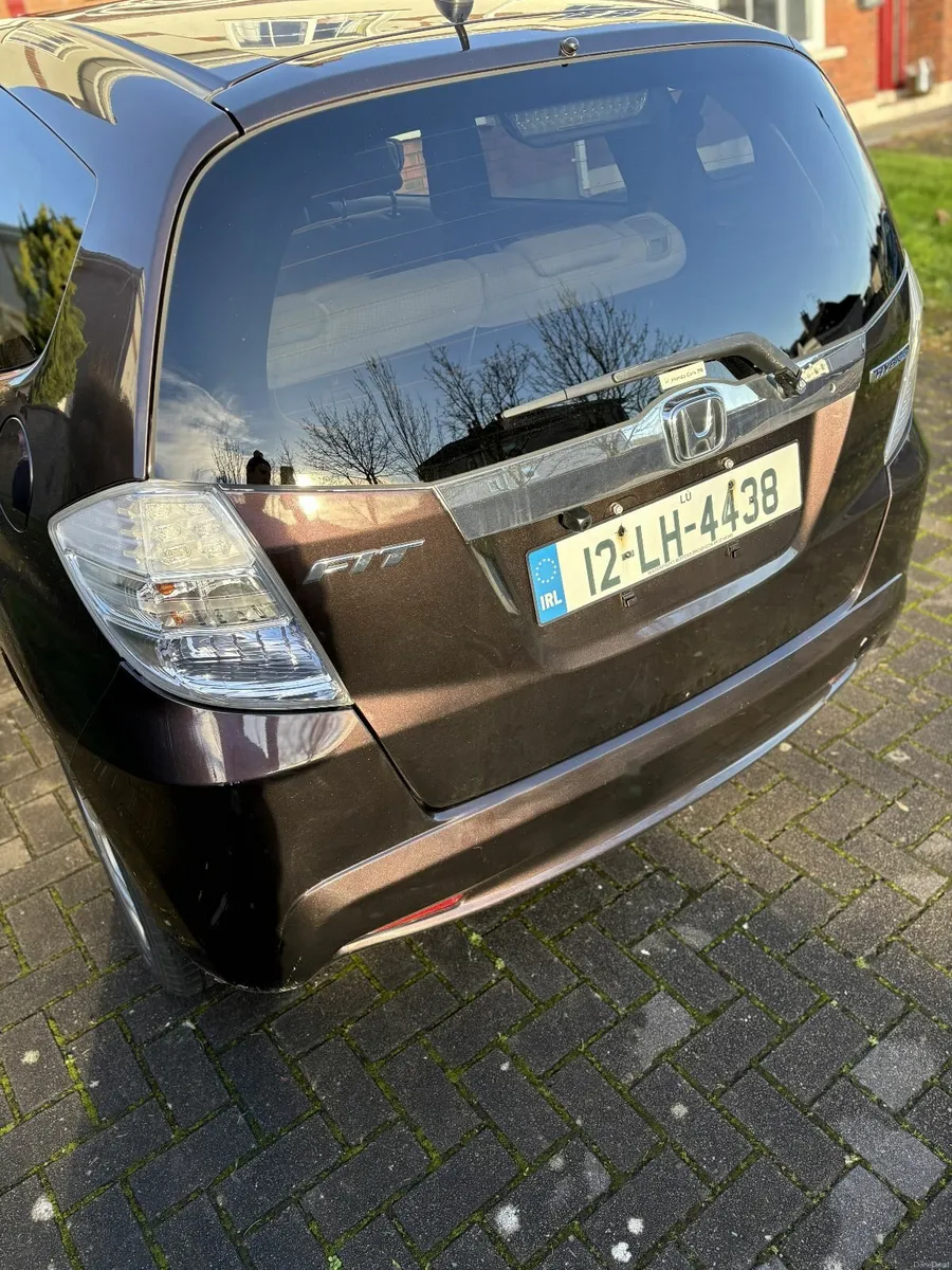 Honda Fit 2012 - Image 2