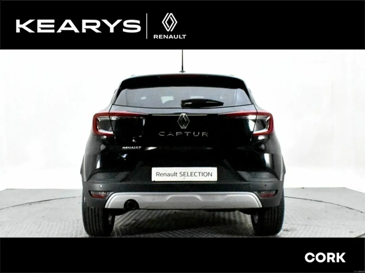 Renault Captur Iconic dCi 95 Manual MY19 - Image 3