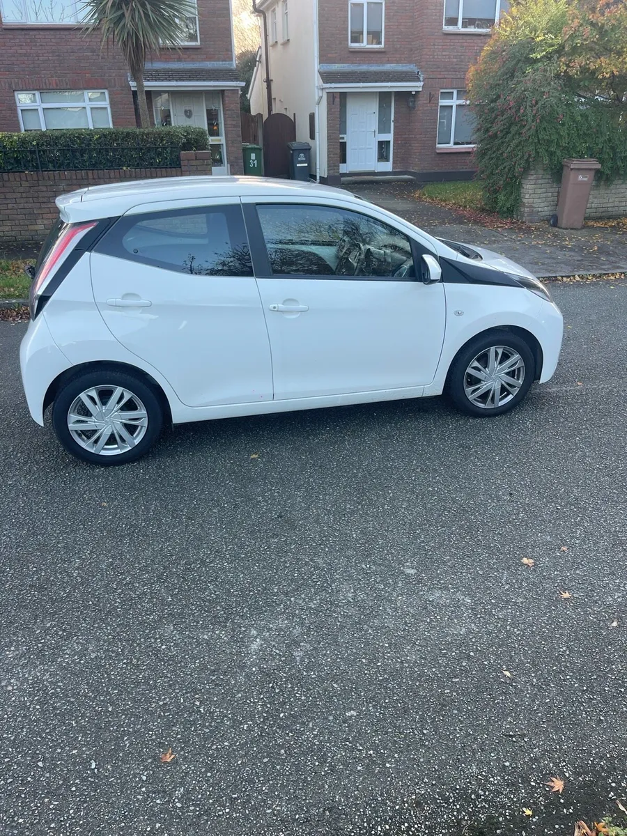 2017 Toyota Aygo - Image 4