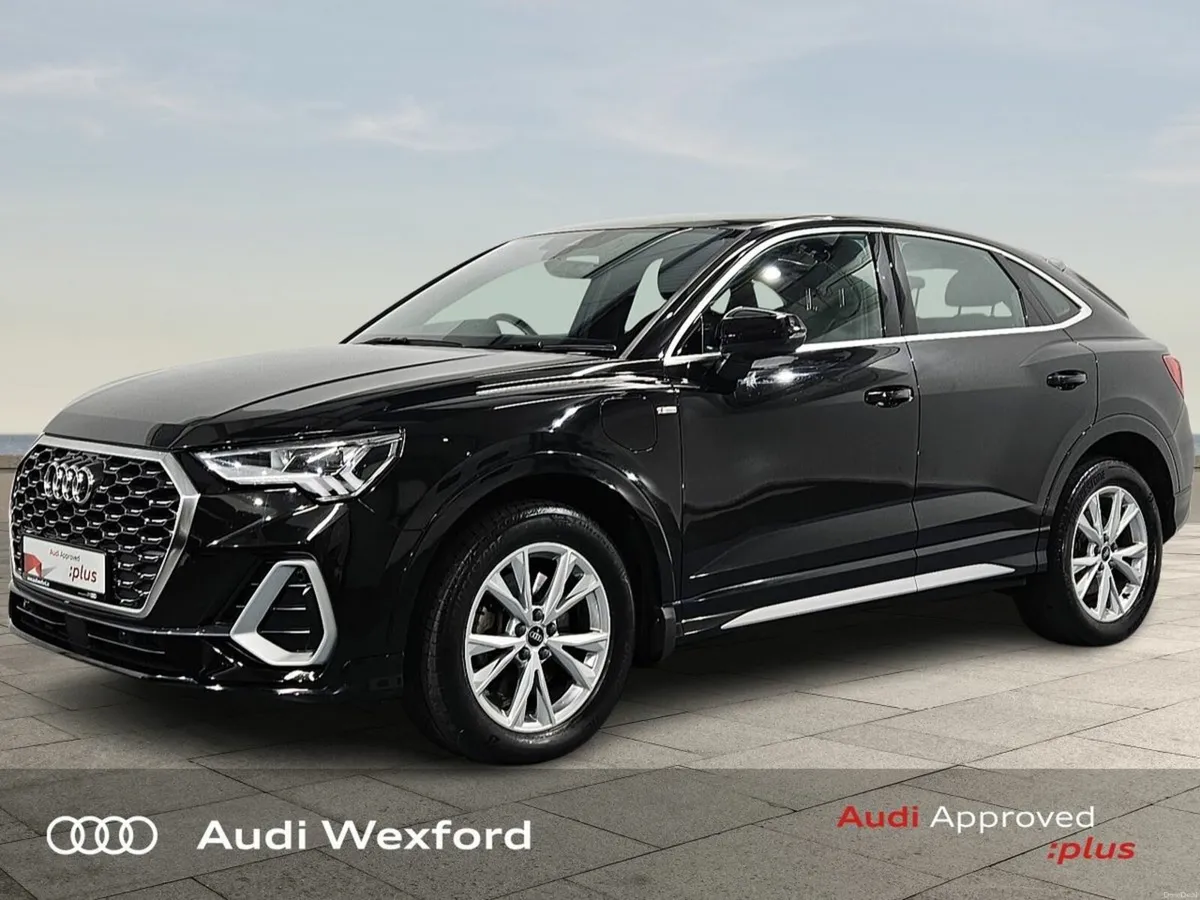 Audi Q3 45 TFSI E S Tronic S line €391 - Image 4