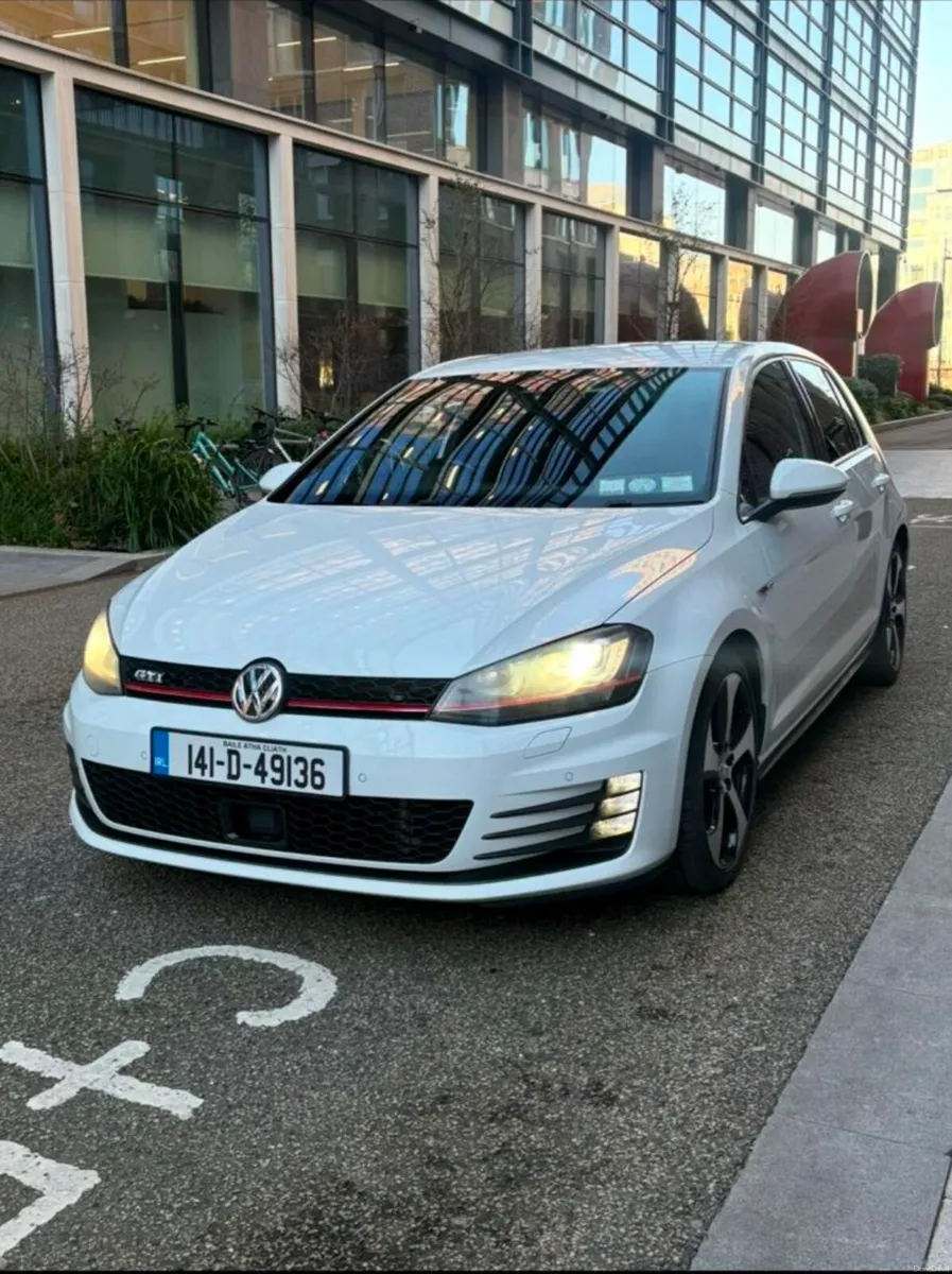 Volkswagen Golf GTI - Image 1