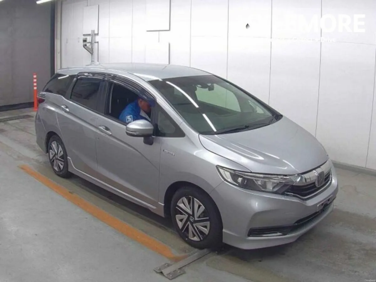 Honda Shuttle 1.5 HYBRID - Image 1