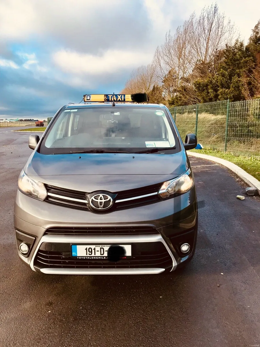 Toyota Proace Wheelchair Taxi - Image 1