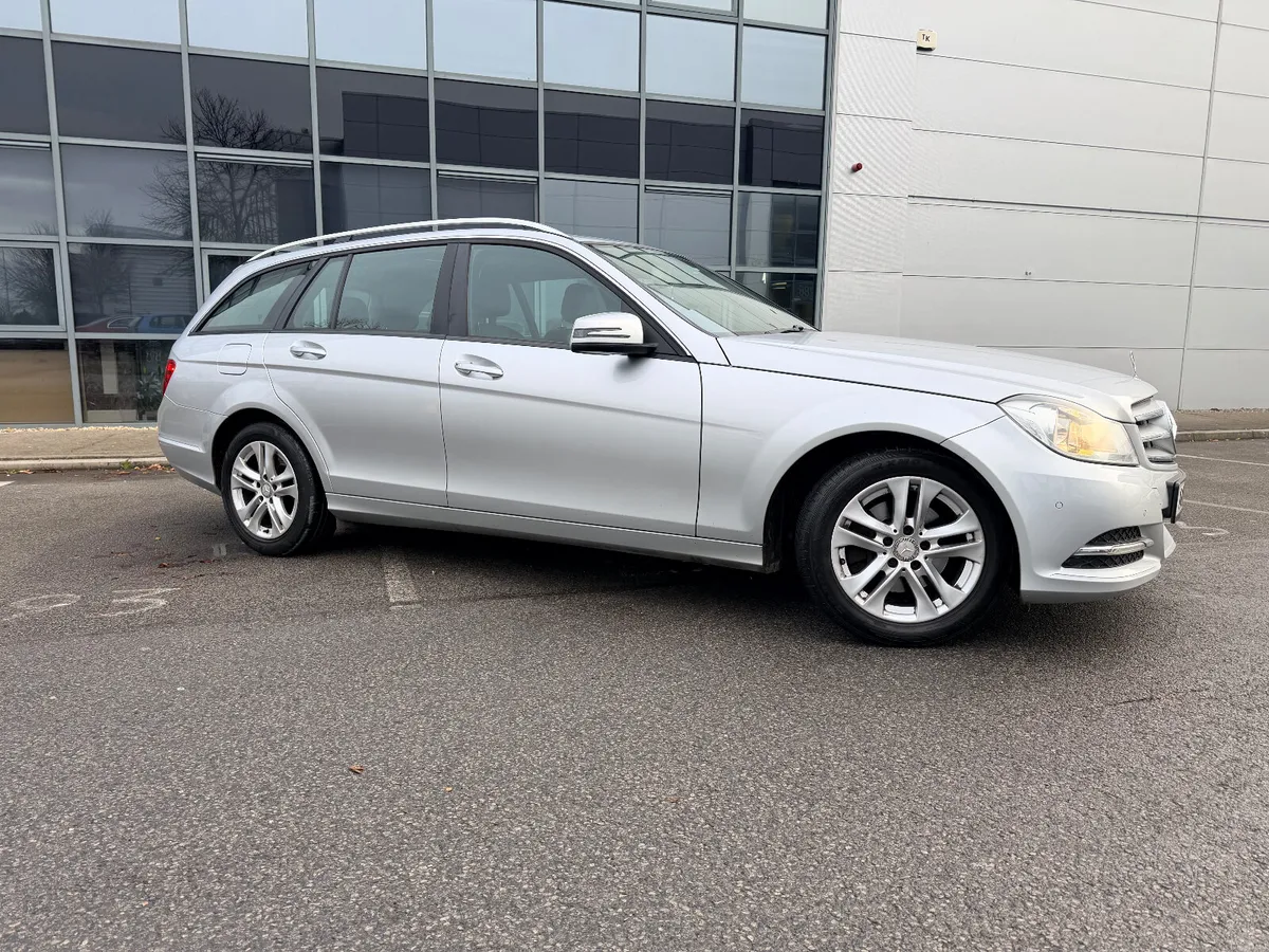 141 Mercedes-Benz C-Class - C220D AMG Sports Estat - Image 4