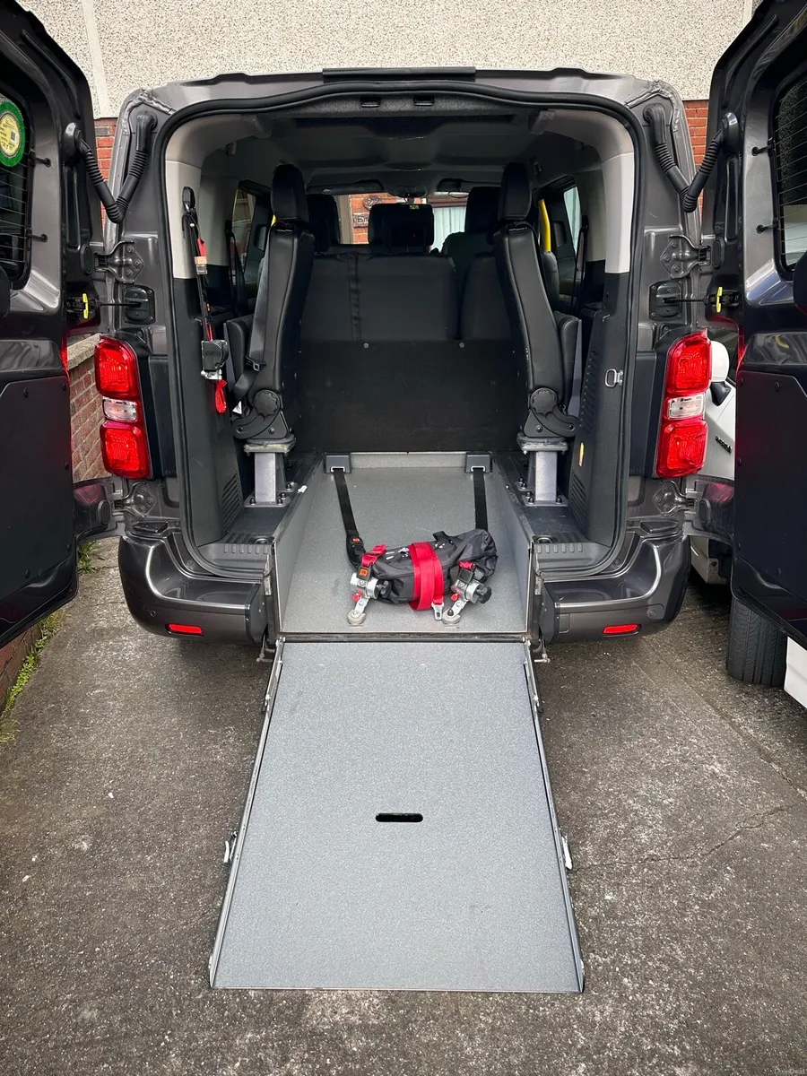 Toyota Proace Wheelchair Taxi - Image 6