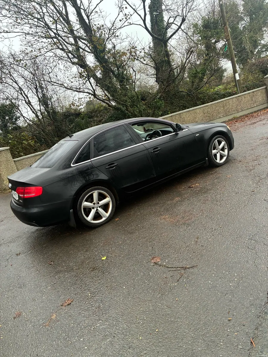 Audi A4 - Image 2