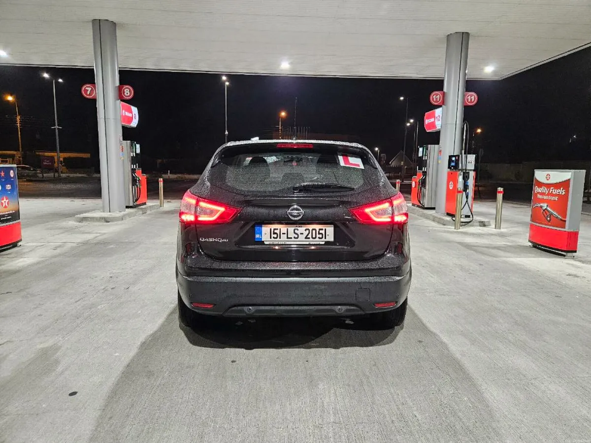 Nissan Qashqai low millage - Image 2