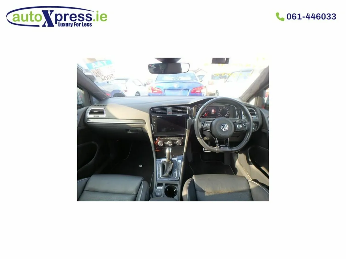 Volkswagen Golf R Line 4MOTION 2.0 Automatic - Image 2
