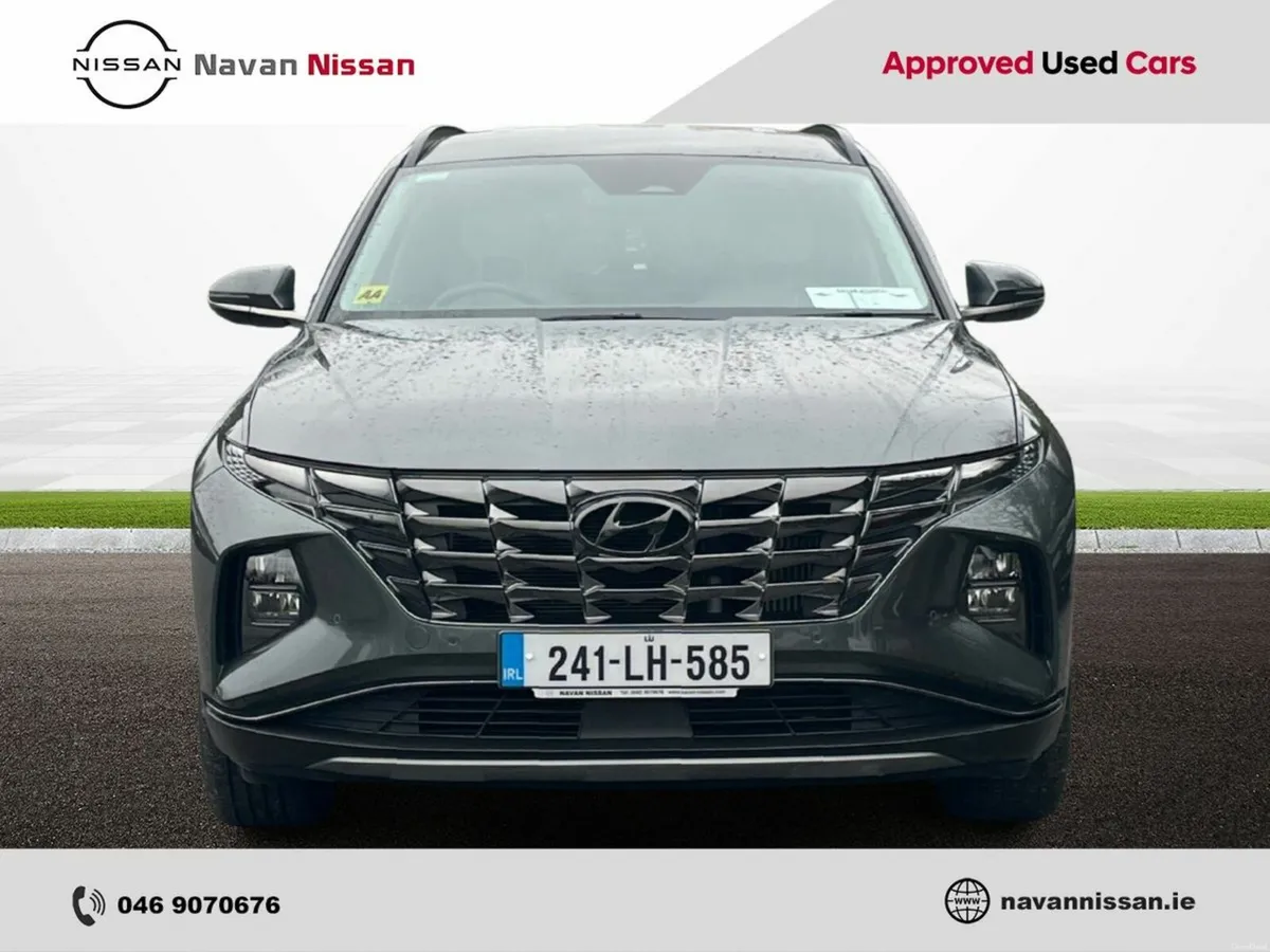 Hyundai Tucson 2WD Executive Plus - Image 3