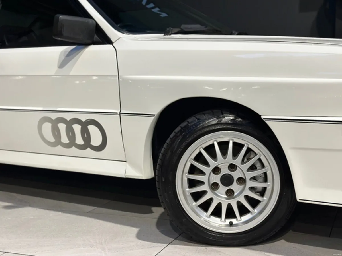 2.2 UR MB QUATTRO TURBO 5 CYCLINDER - Image 6
