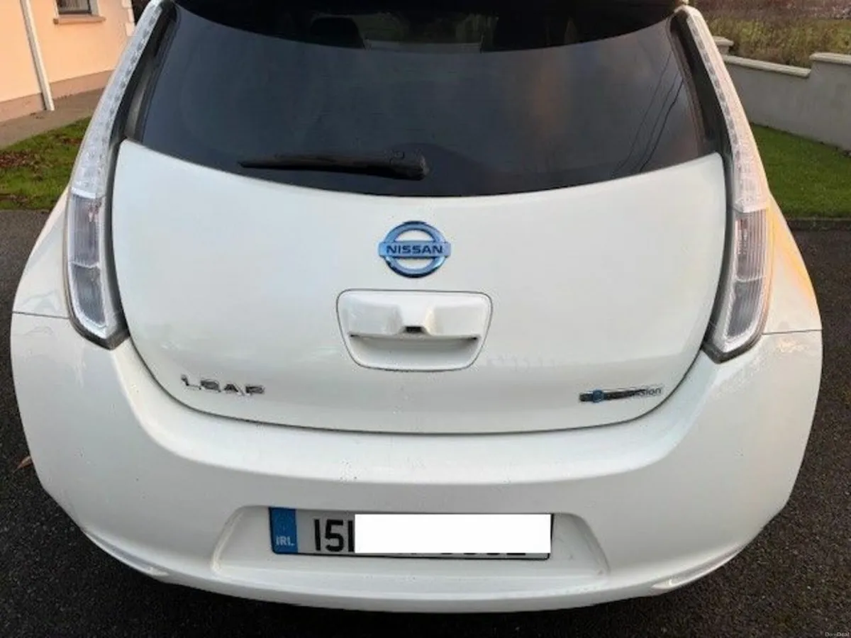 Nissan Leaf 2015 - Image 2