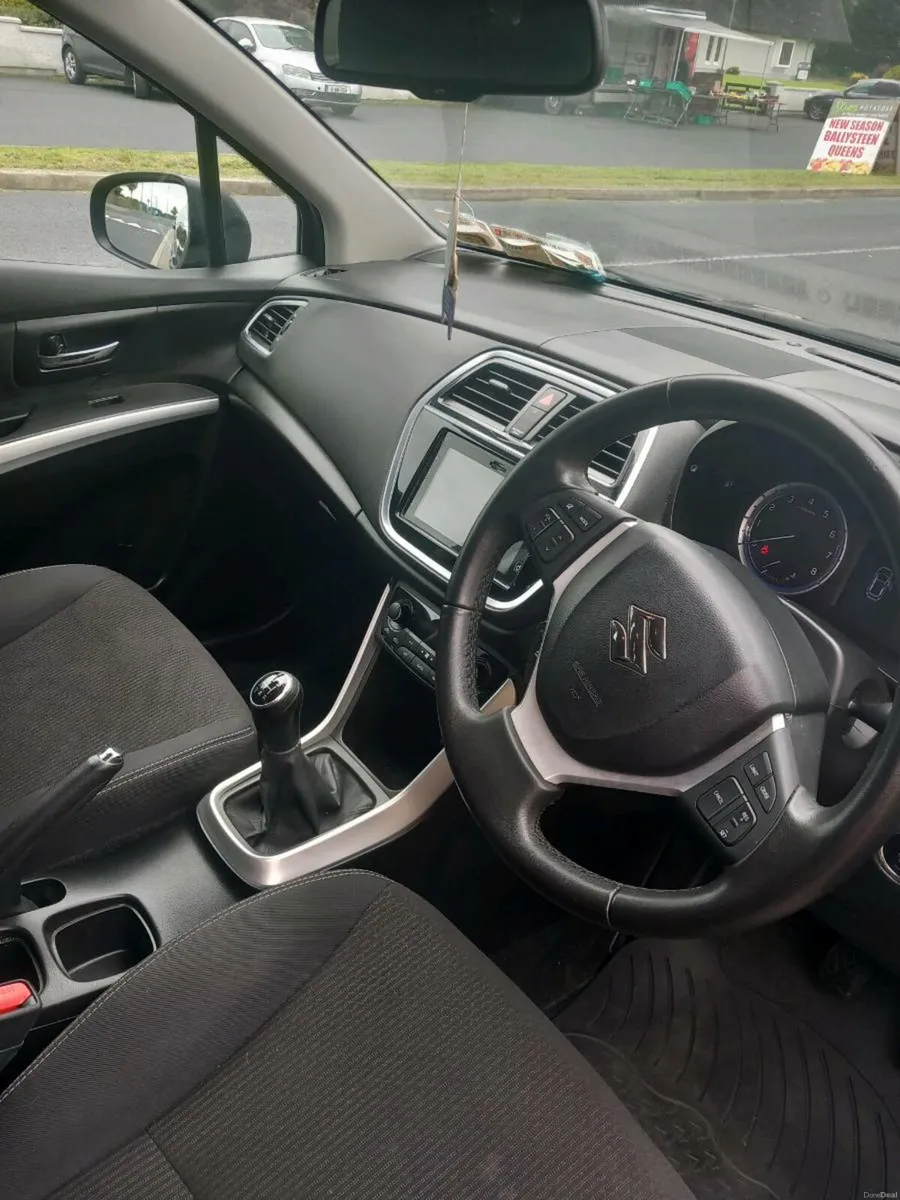 SUZUKI S-CROSS - Image 3