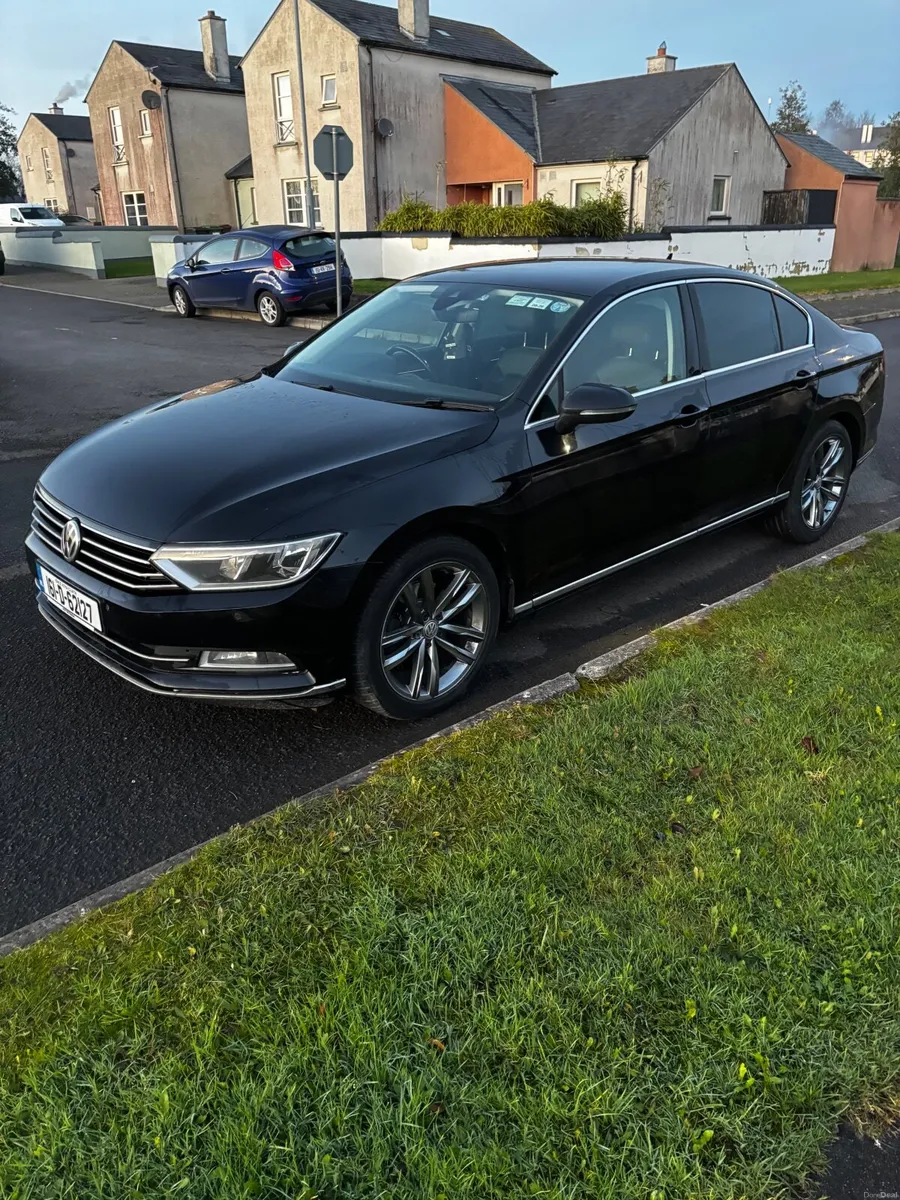 Volkswagen Passat 2016 - Image 1