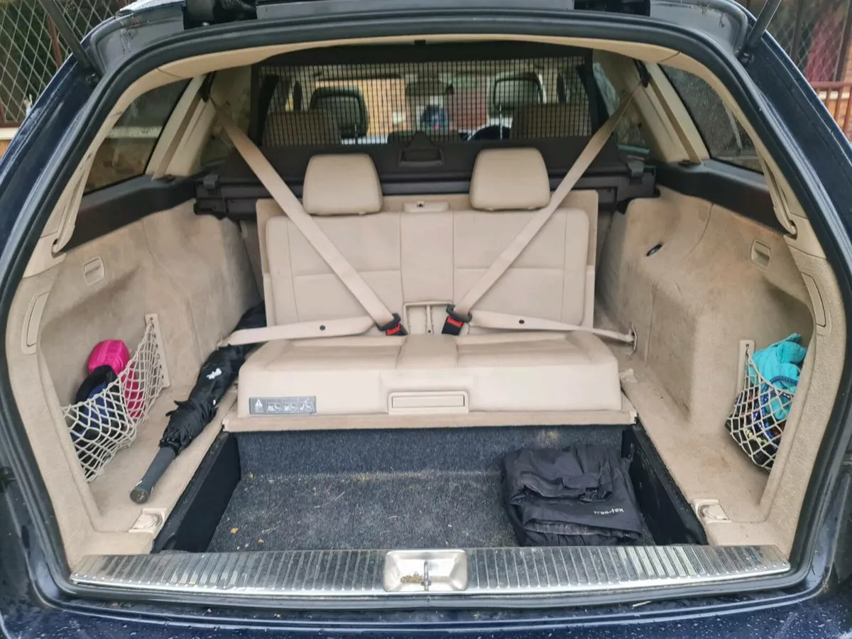 Mercedes Benz - Image 3