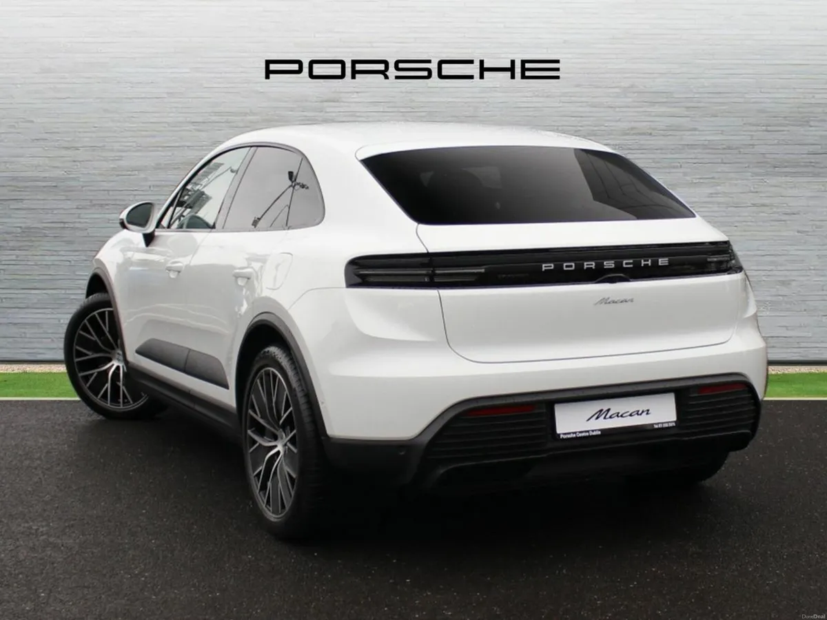 Porsche Macan Electric - Image 3