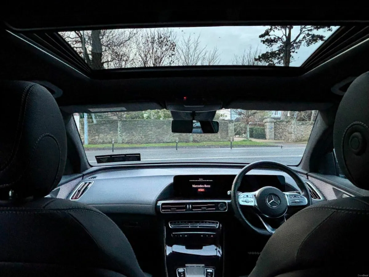 Mercedes-Benz EQC PREMIUM AMG LINE 400 4MATIC SUNR - Image 3