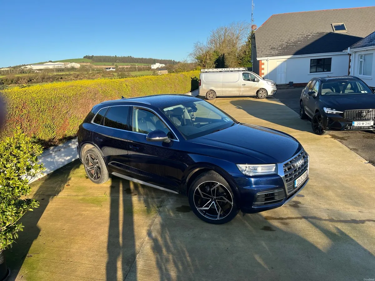 Audi Q5 - Image 2