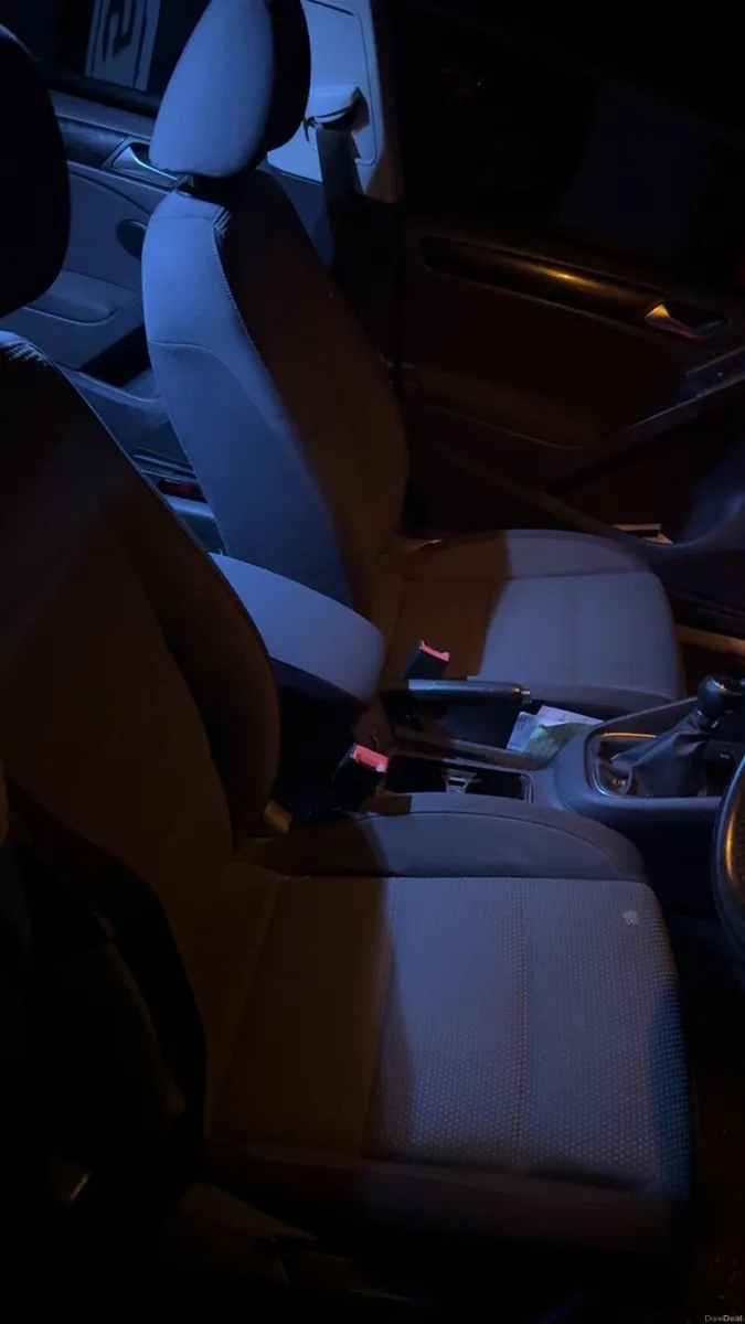 Volkswagen Golf - Image 2