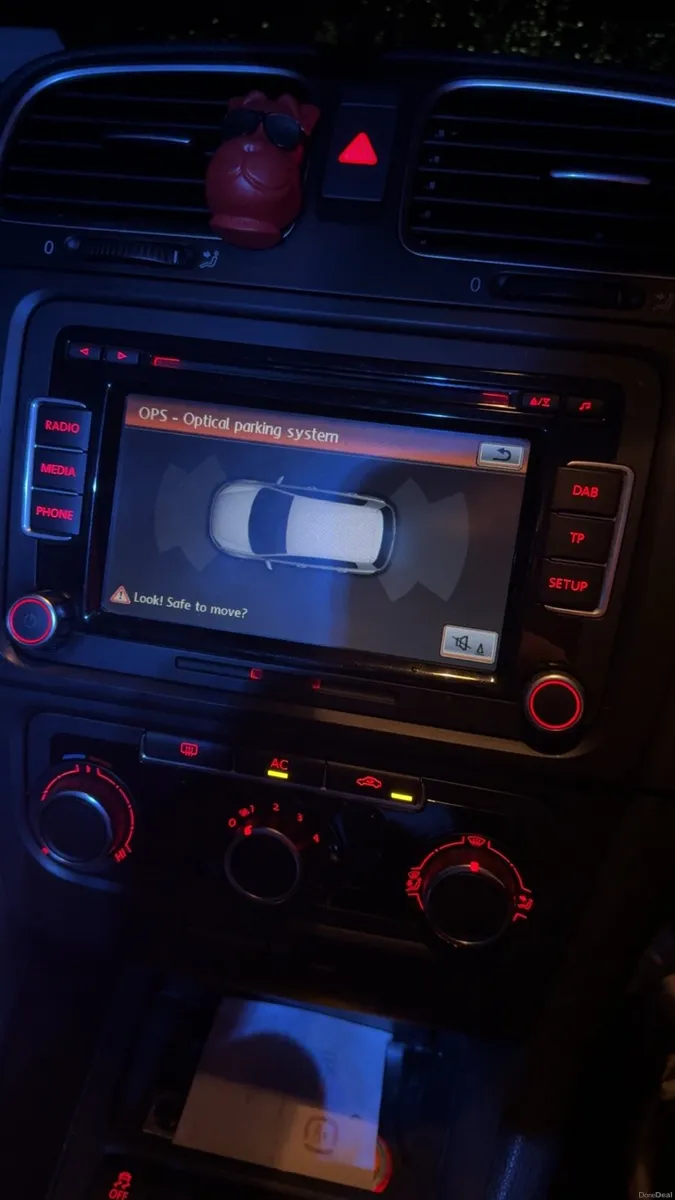 Volkswagen Golf - Image 4