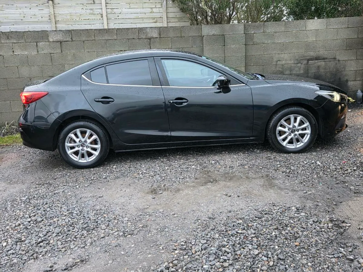 Mazda 3 turbo diesel executive nct €2555 no offers - Image 4