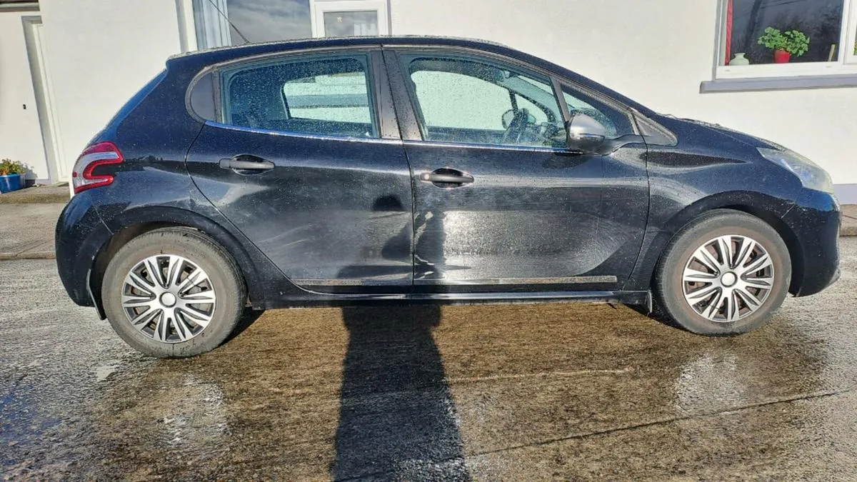 2014 Peugeot 208 1.4HDI  ~Excellent Fuel Economy~ - Image 1