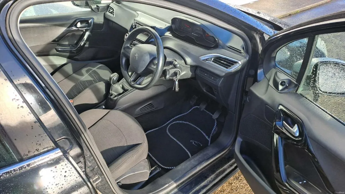 2014 Peugeot 208 1.4HDI  ~Excellent Fuel Economy~ - Image 2