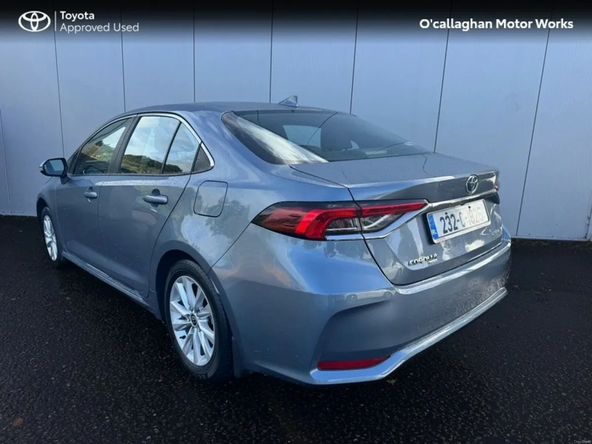Toyota Corolla LUNA SALOON 4DR AUTO - Image 3
