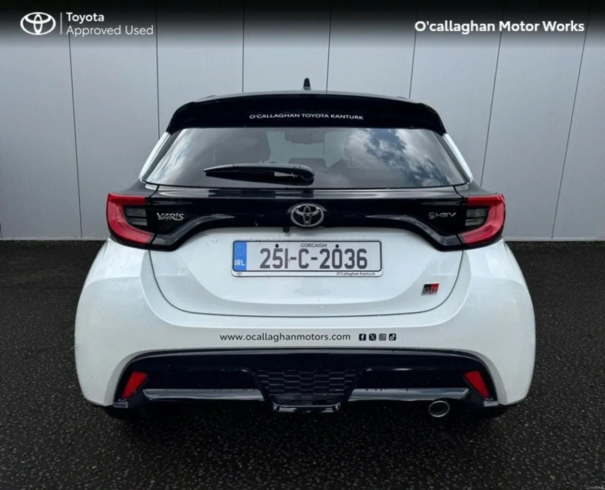 Toyota Yaris Yaris Hybrid 130 GR SPORT - Image 5