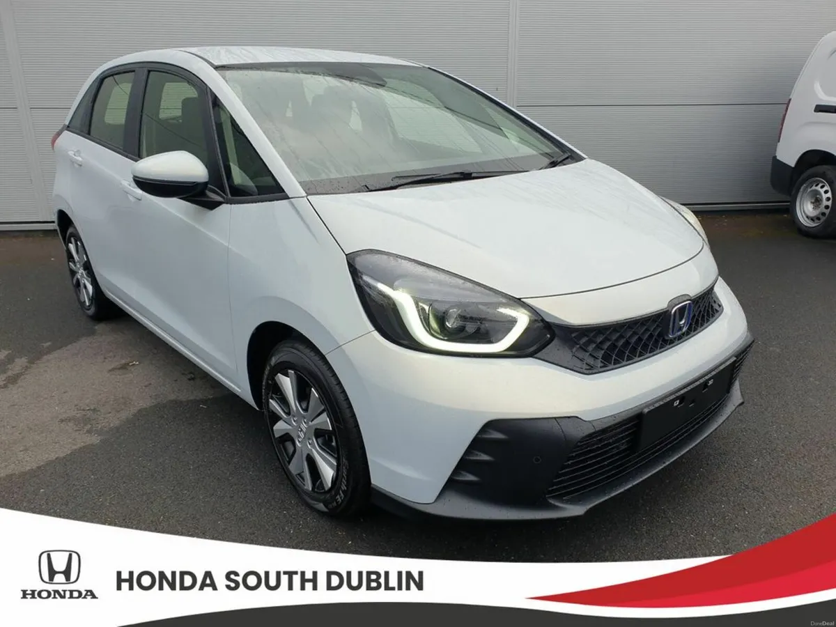 Honda Jazz "Elegance" Model Hybrid 1.5 Available t - Image 3