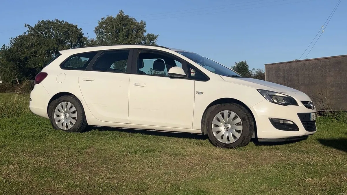 Vauxhall Astra - Image 2