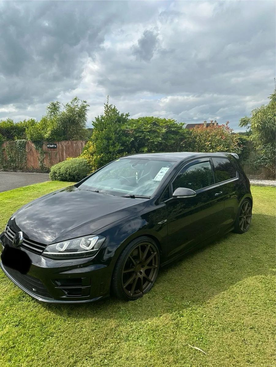 Golf R 300ps - Image 4